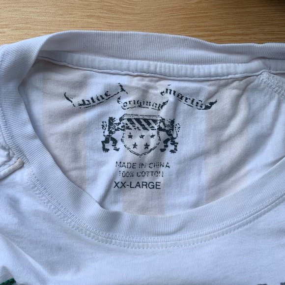 Graphic Tee, size XXL - Picture 3 of 6